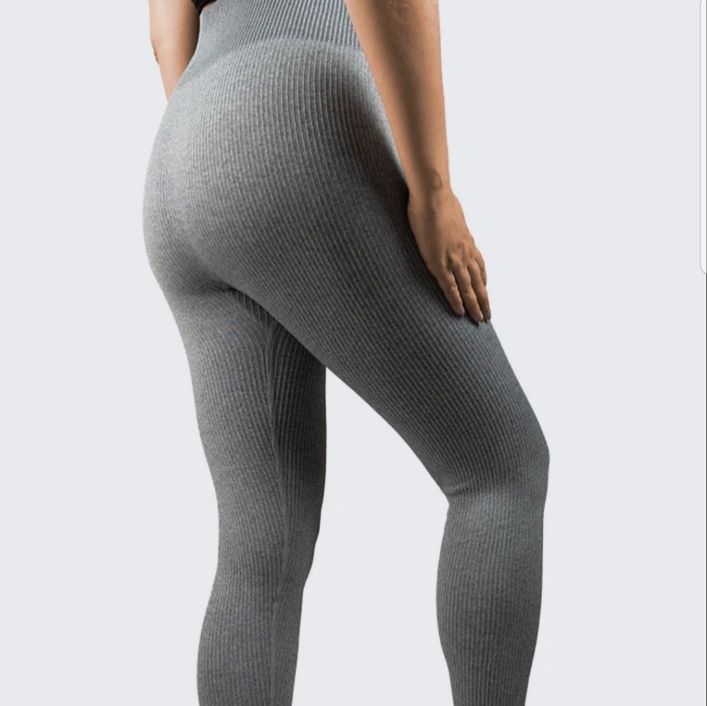 XL HyperMV Grey Gray Seamless Leggings NWT